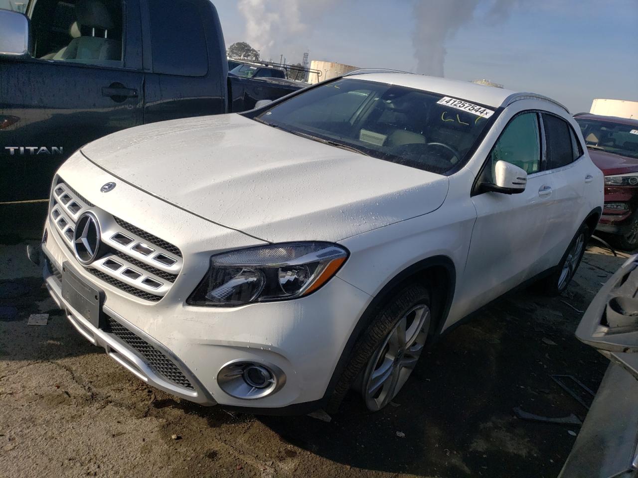 Mercedes-benz Gla-class 2019