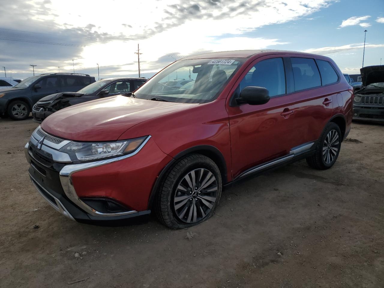 MITSUBISHI OUTLANDER 2019