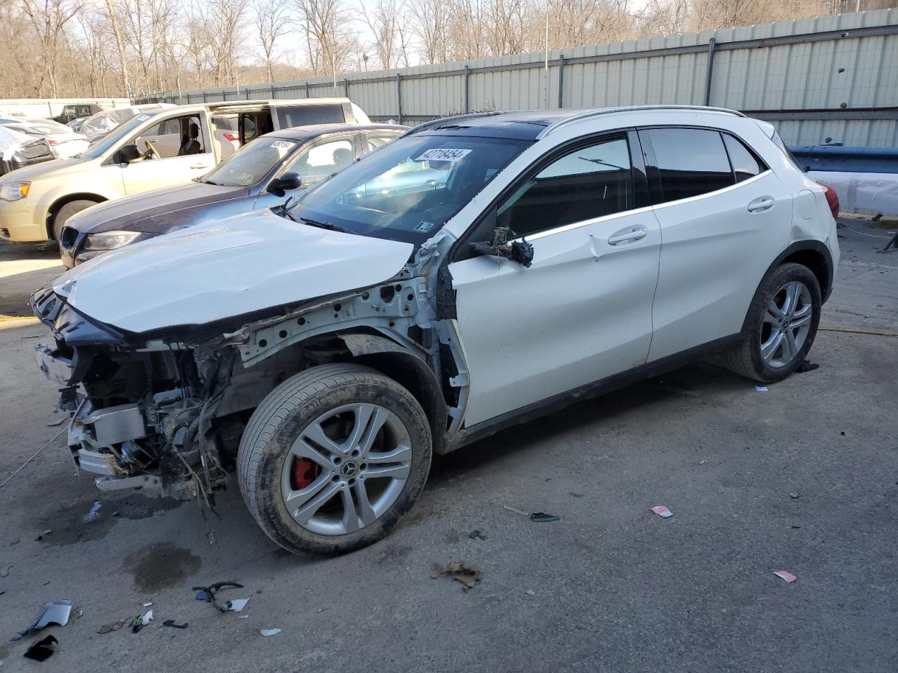 Mercedes-benz Gla-class 2019