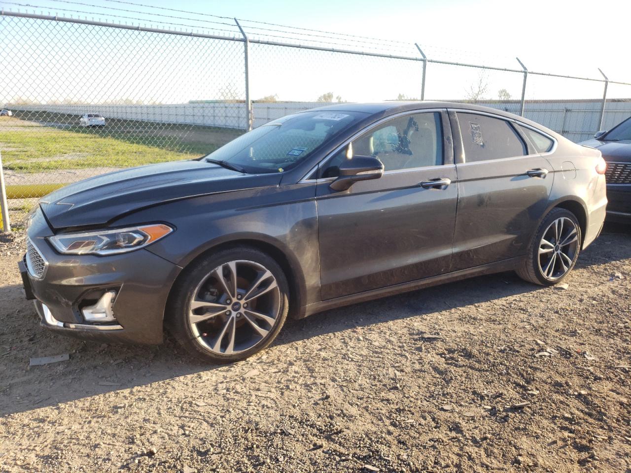 Ford Fusion 2019