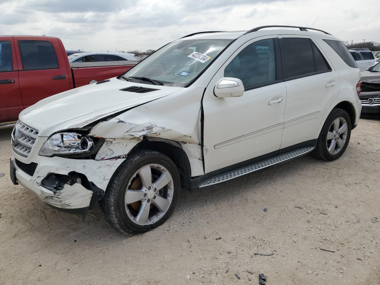 Mercedes-benz M-class 2009