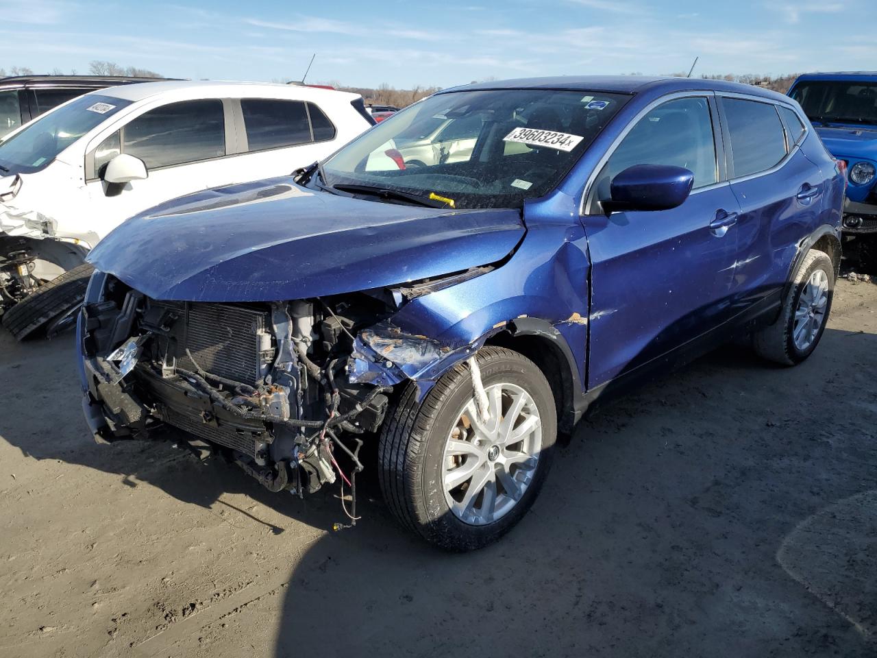 Nissan Rogue sport 2021