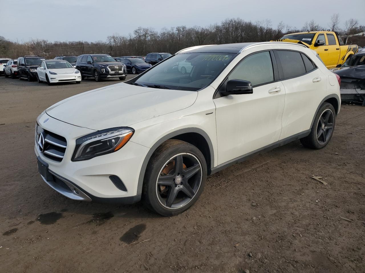 Mercedes-benz Gla-class 2015