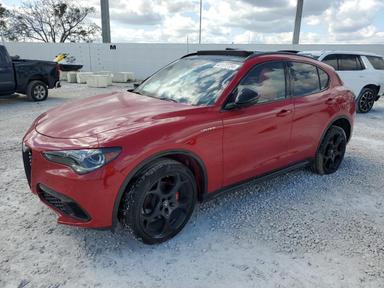 Alfa Romeo Stelvio 2024