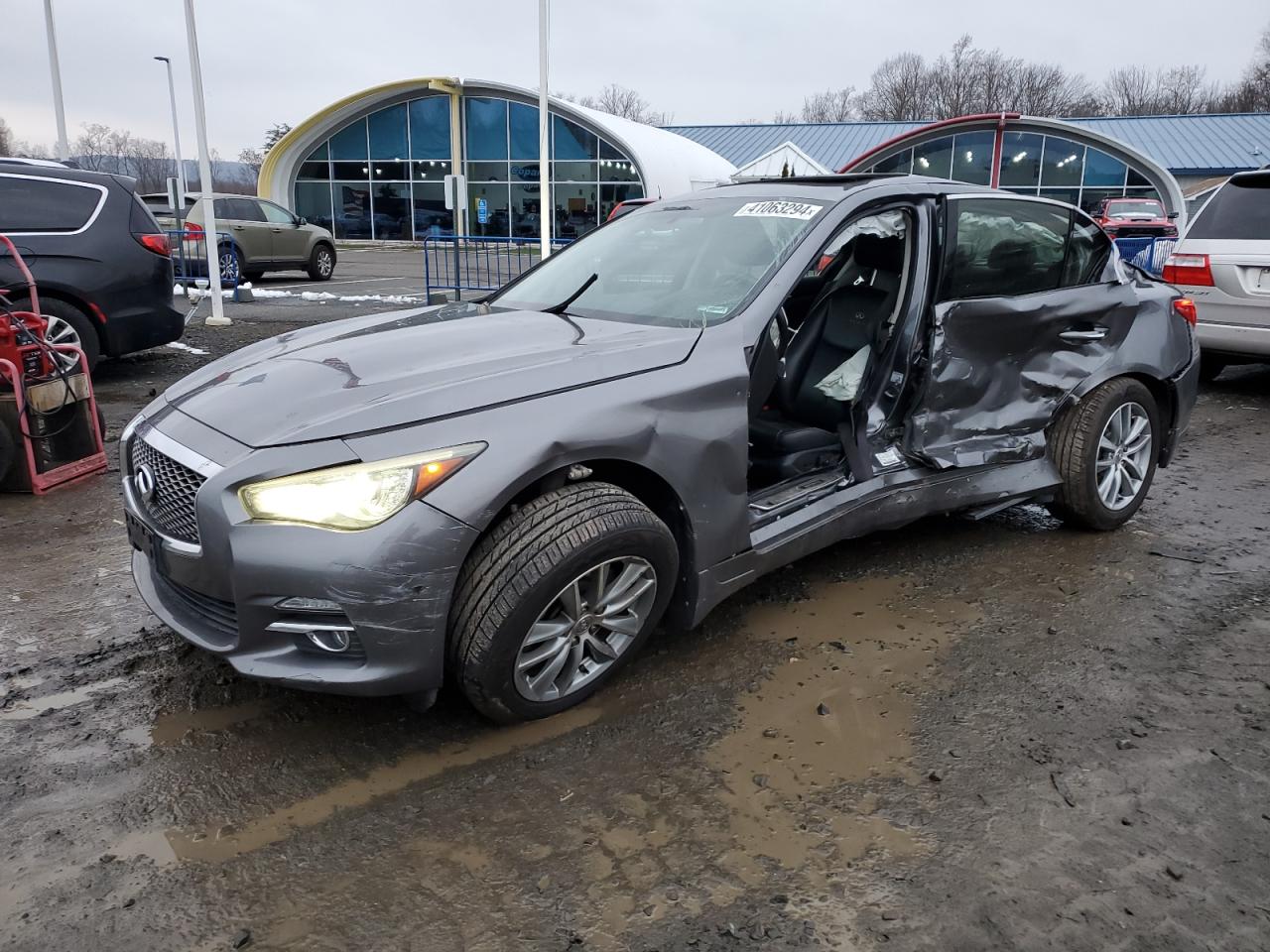 Infiniti Q50 2014