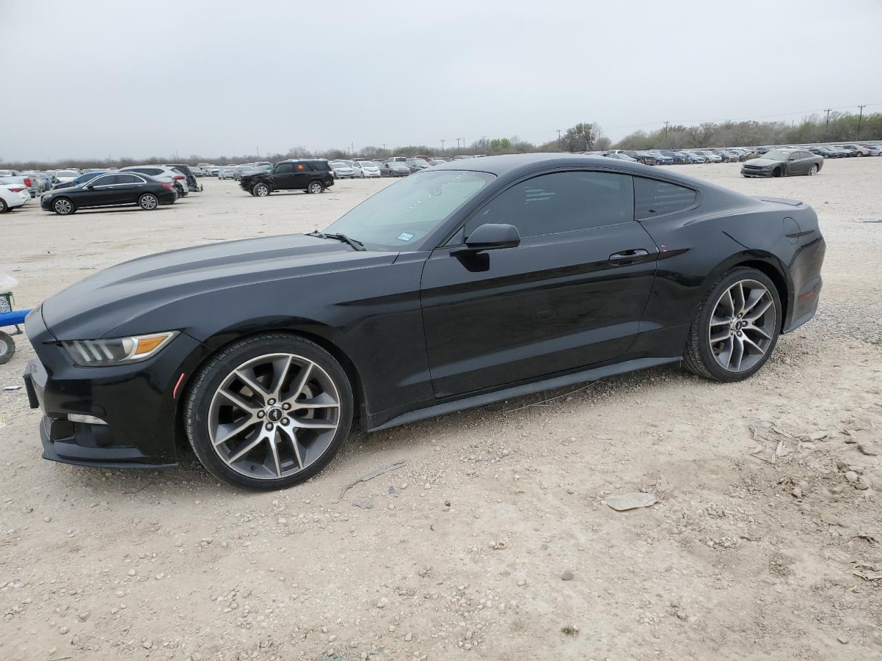FORD MUSTANG 2016