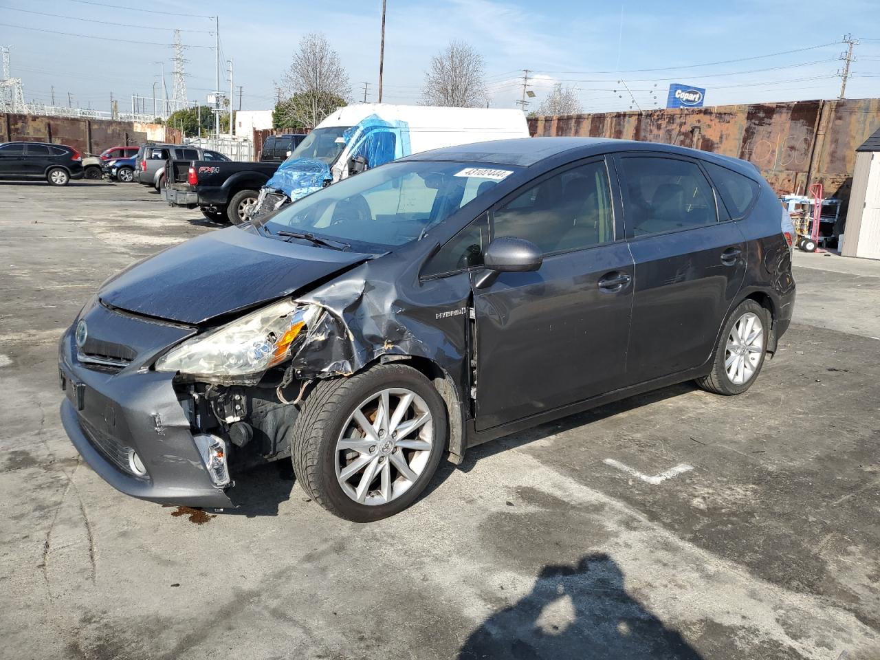 TOYOTA PRIUS V 2013