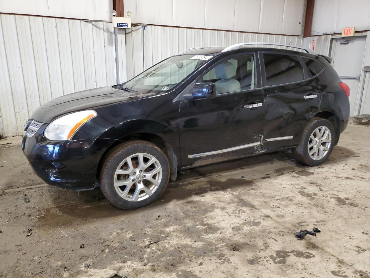 Nissan Rogue sport 2012