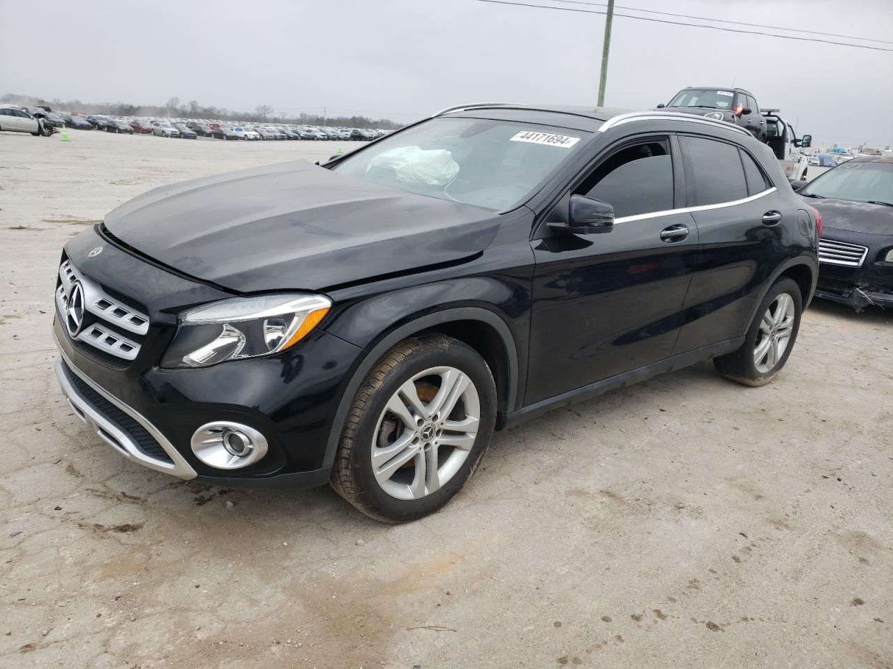MERCEDES-BENZ GLA-CLASS 2019