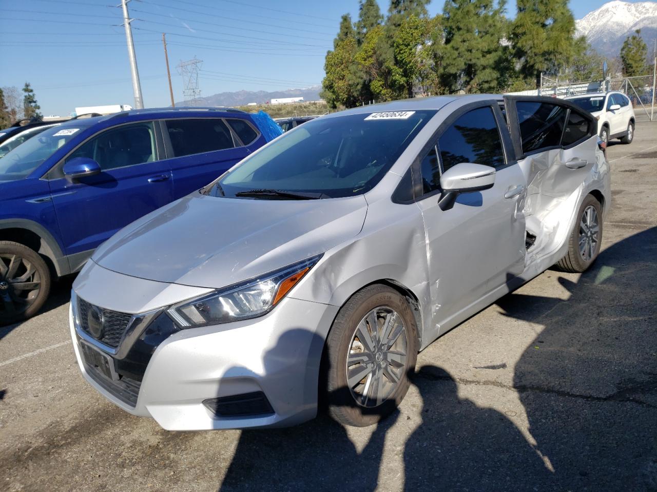 NISSAN VERSA 2020