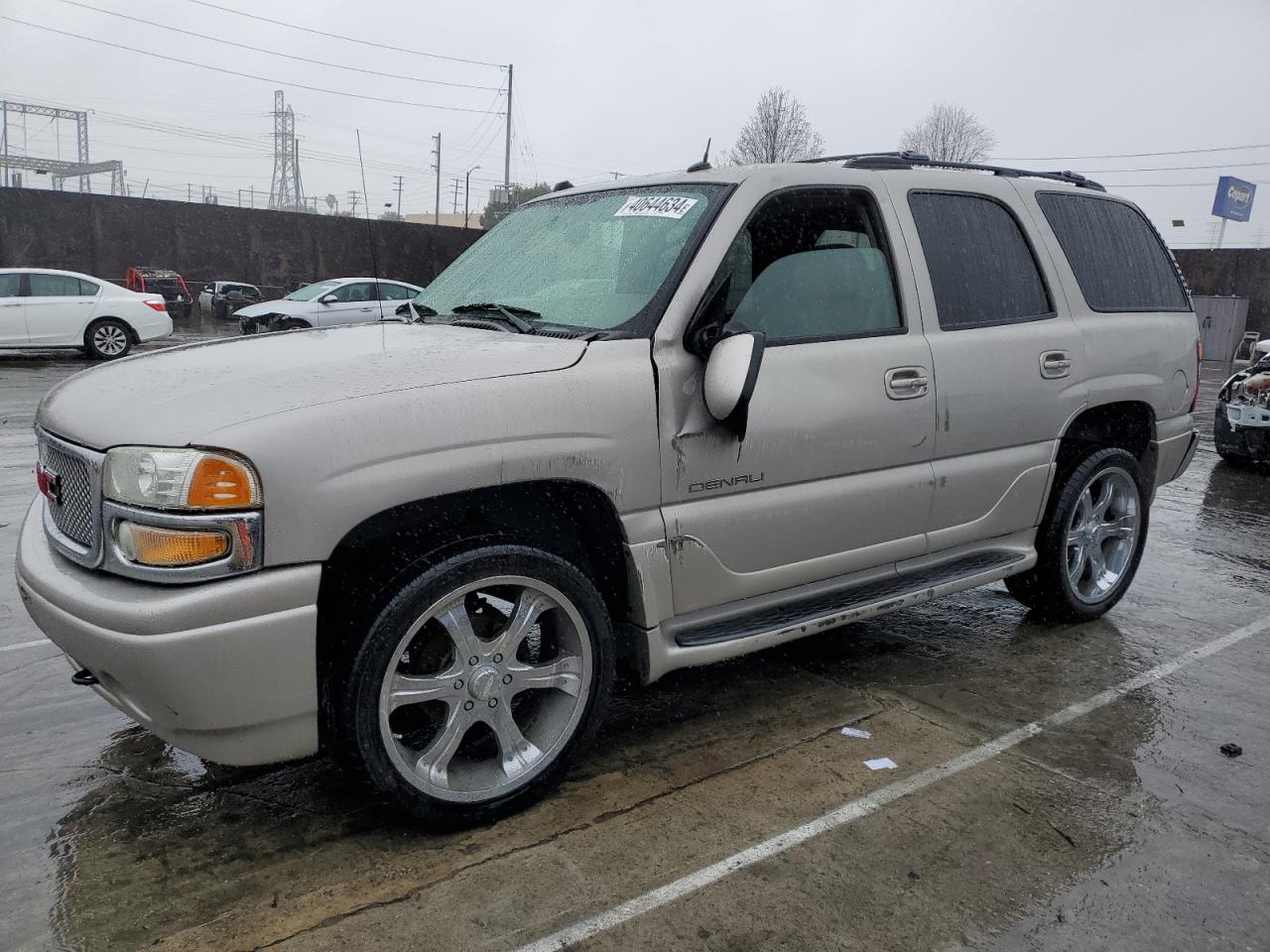 GMC YUKON 2004