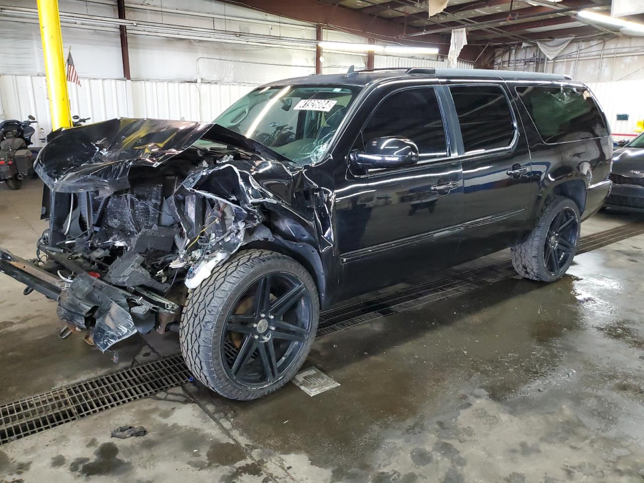 Cadillac Escalade esv 2014