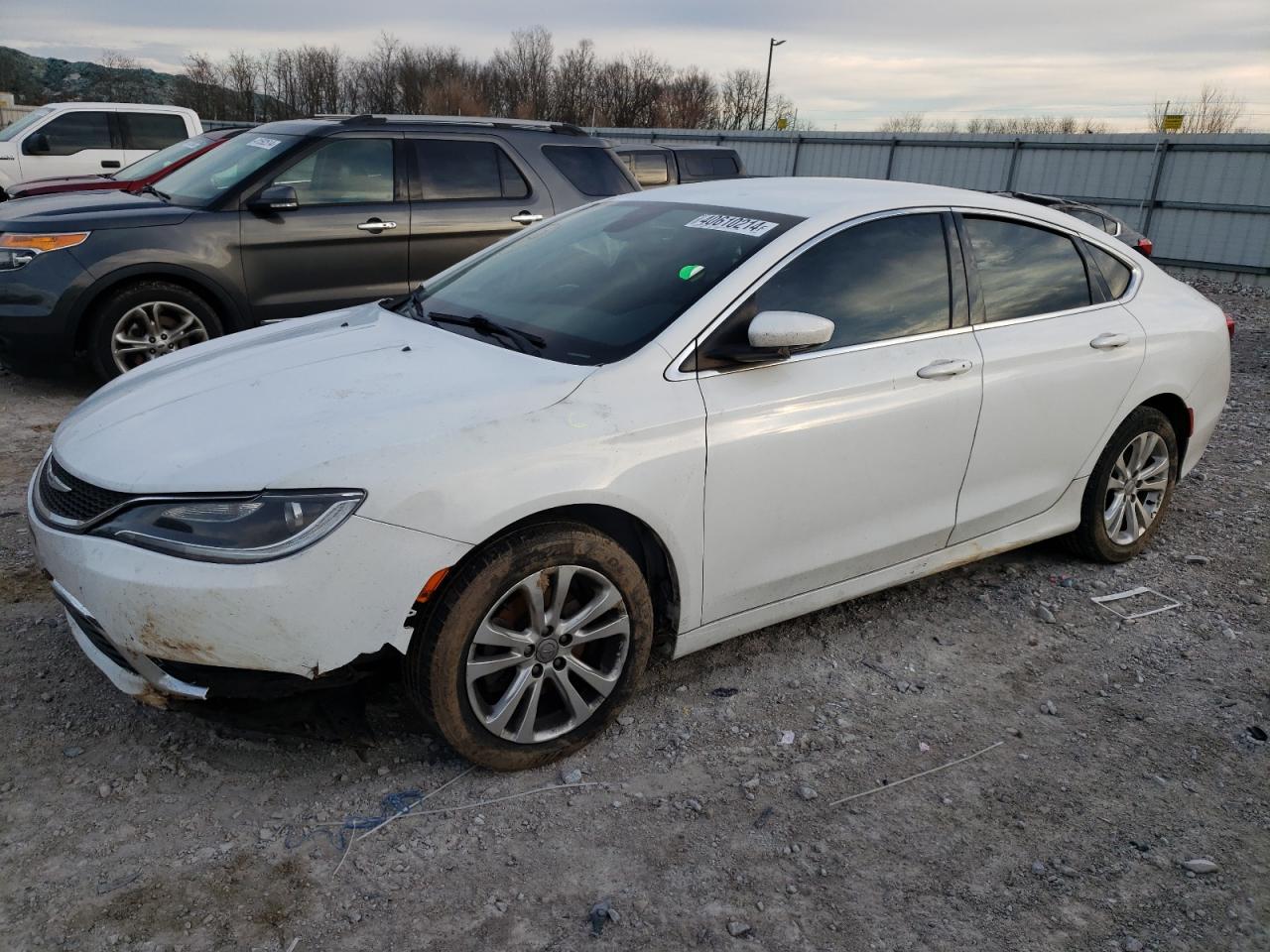 CHRYSLER 200 2015