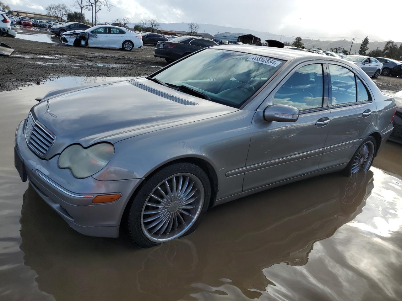 Mercedes-benz C-class 2004