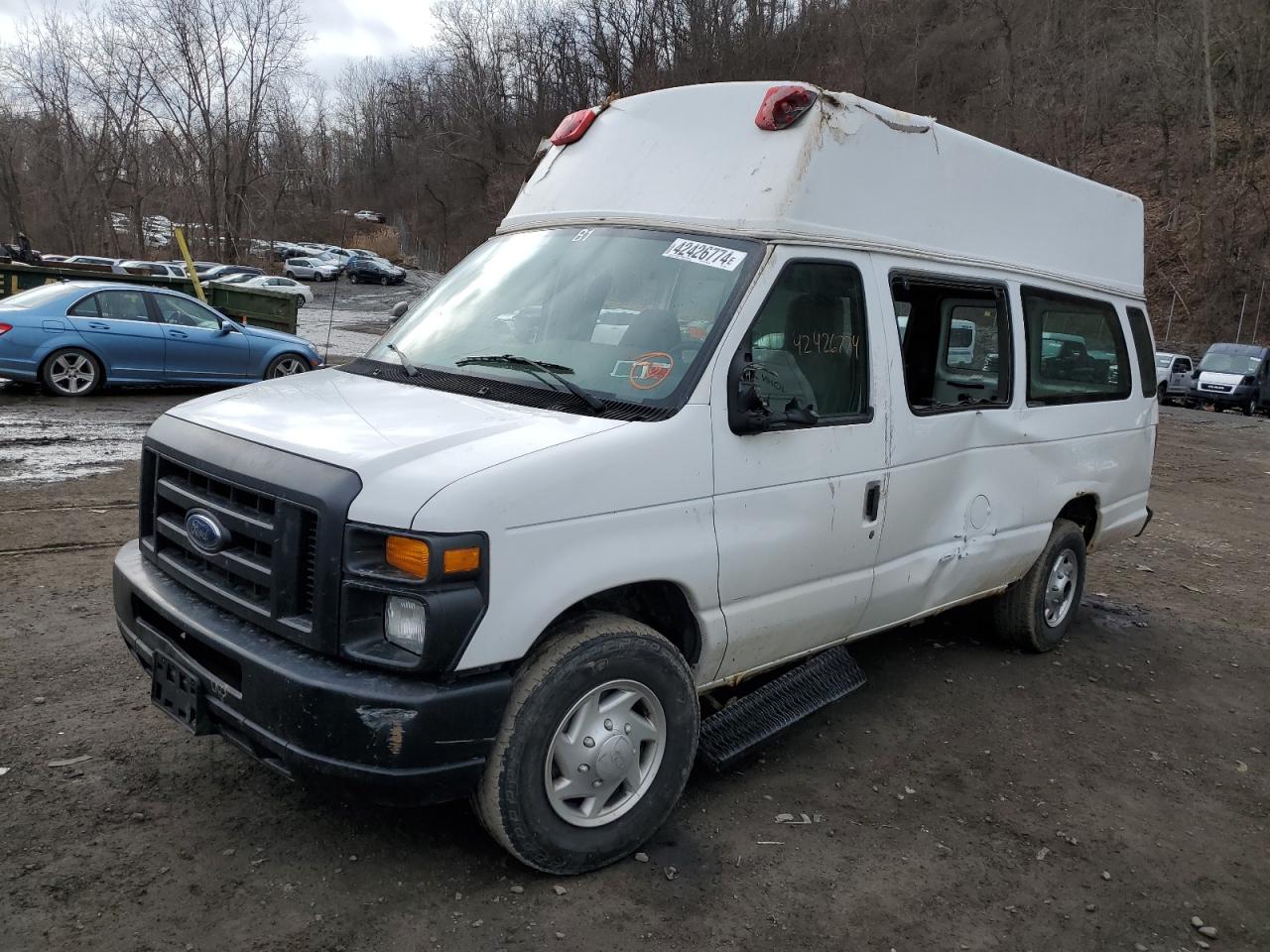 Ford Econoline van 2009