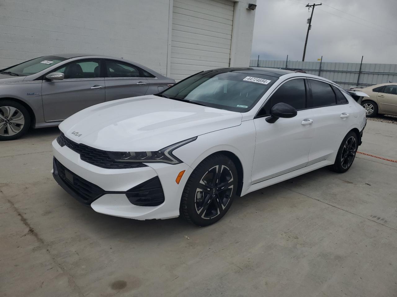Kia K5 2023
