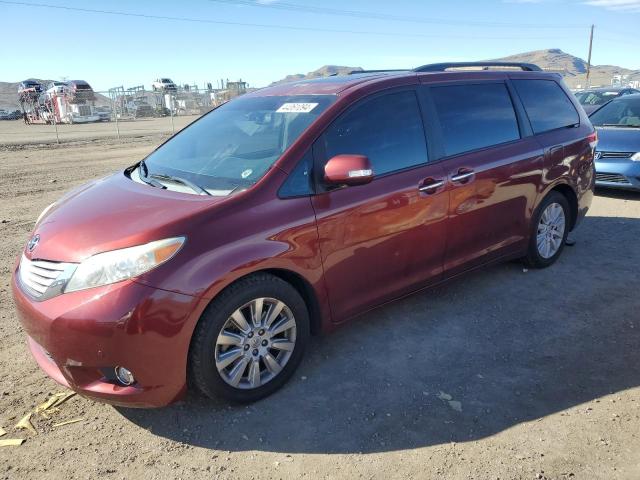 Toyota Sienna 2014