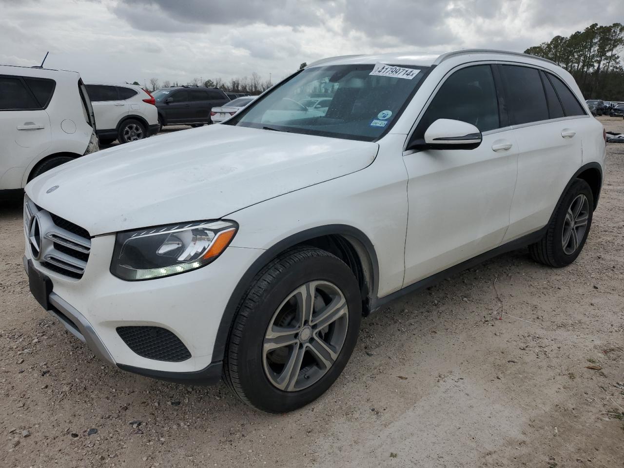 MERCEDES-BENZ GLC-CLASS 2016