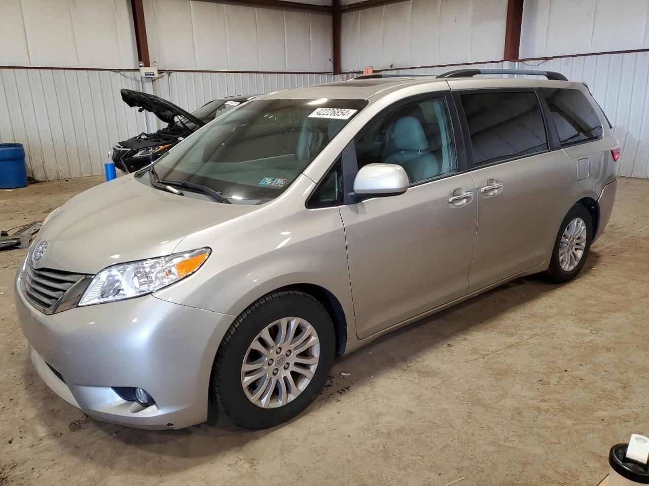 Toyota Sienna 2015