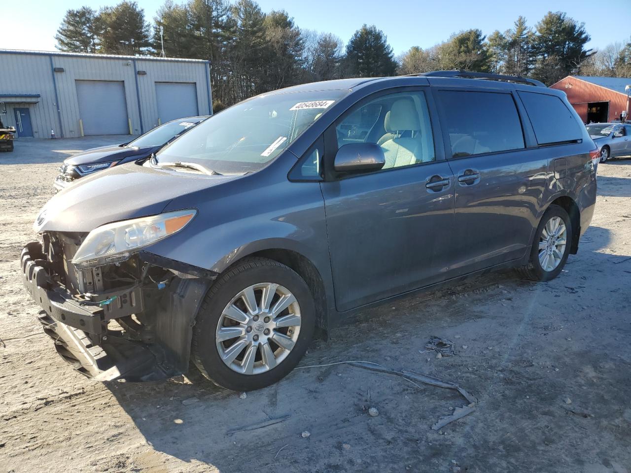 Toyota Sienna 2011