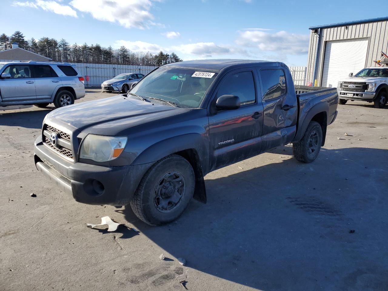 TOYOTA TACOMA DOU 2011