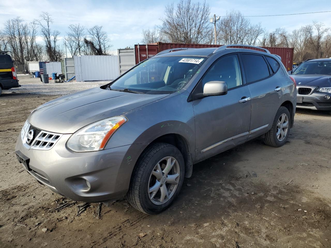 Nissan Rogue sport 2011