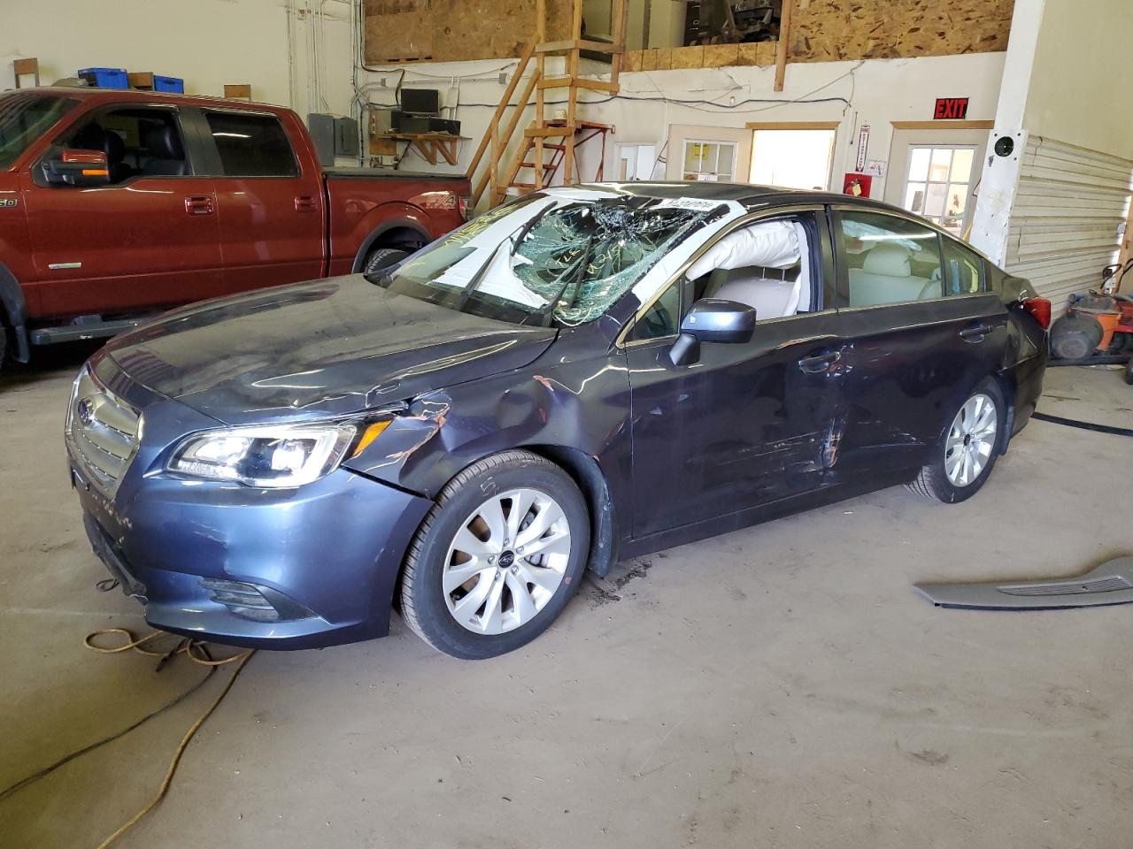 Subaru Legacy 2017