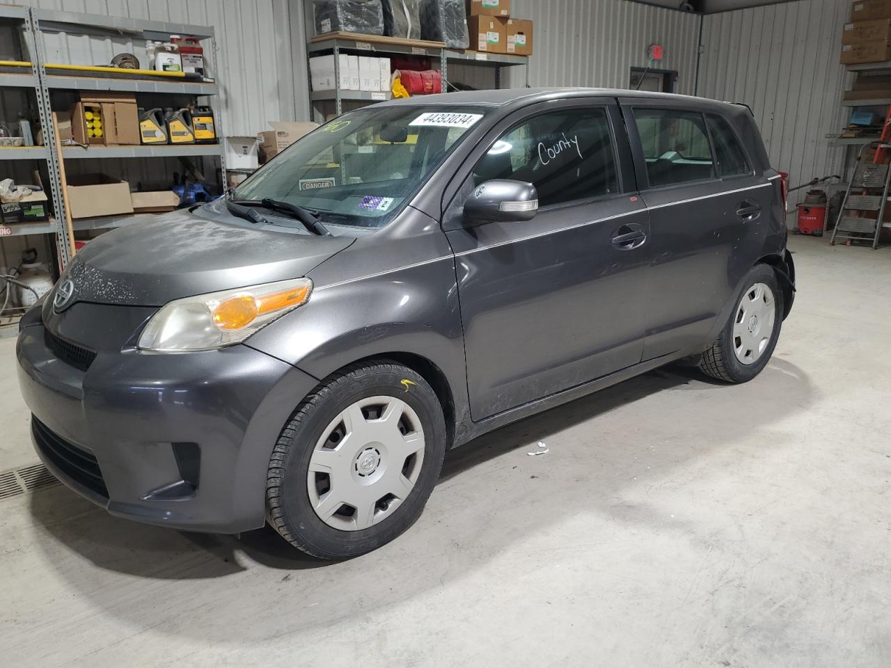 Scion Xd 2010