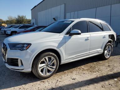 Audi Q7 2024