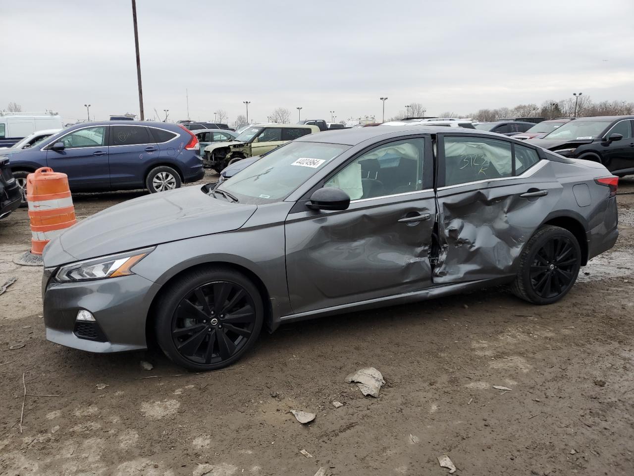Nissan Altima 2022