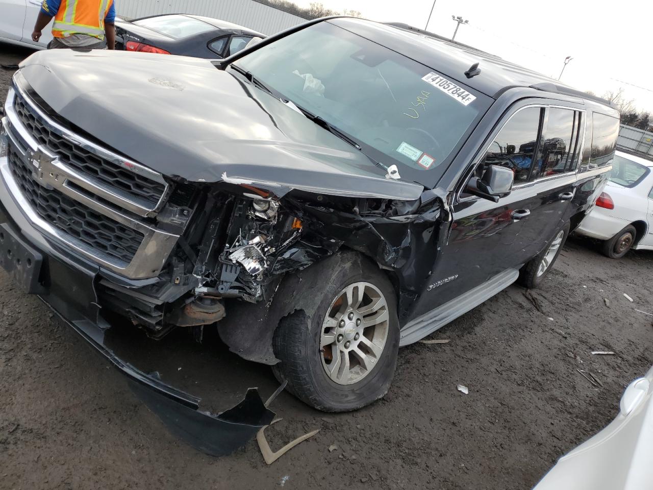 Chevrolet Suburban 2015