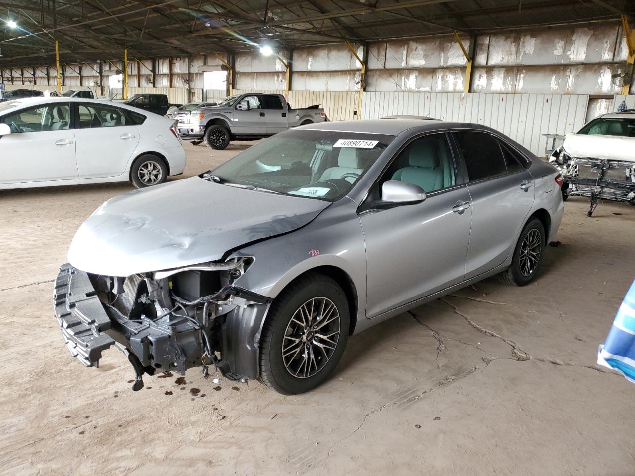 TOYOTA CAMRY LE 2017