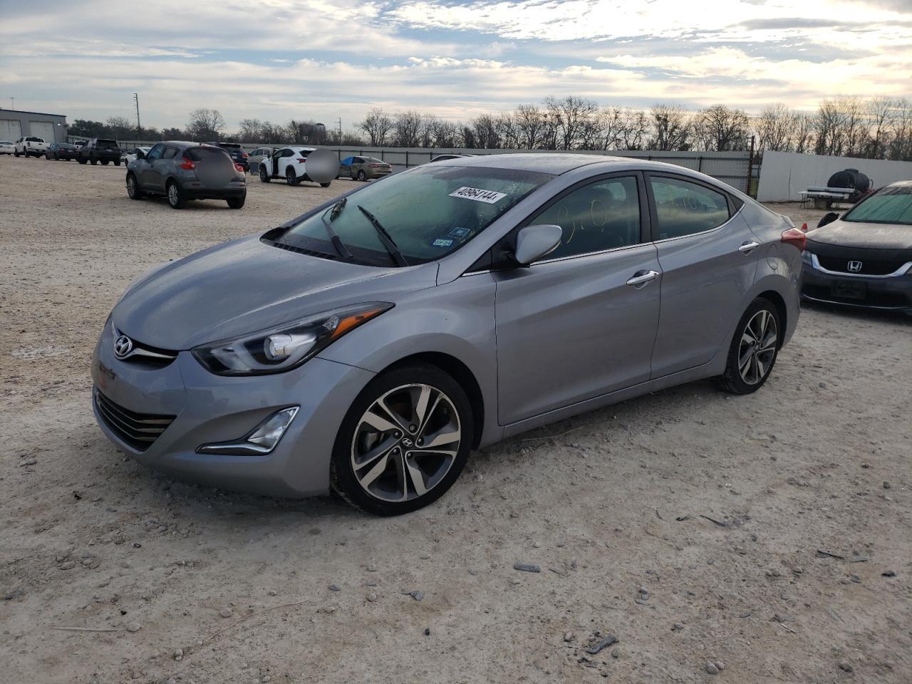 Hyundai Elantra 2015