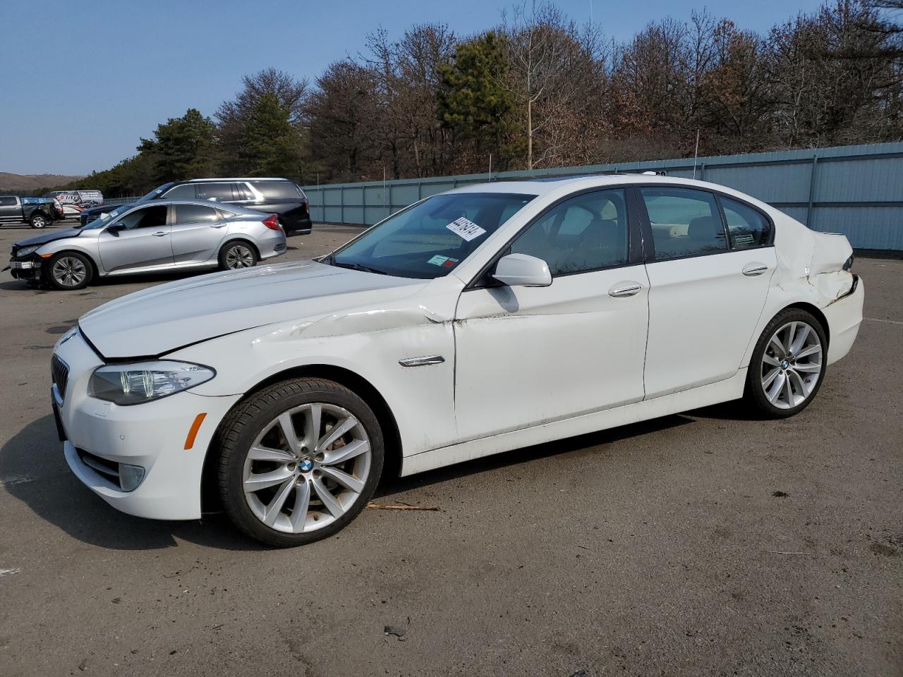 BMW 5 SERIES 2011