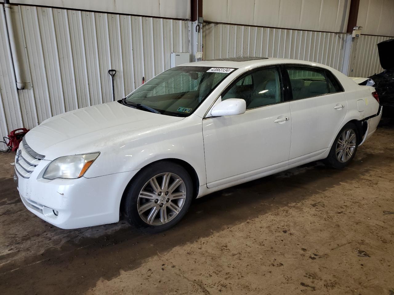Toyota Avalon 2005