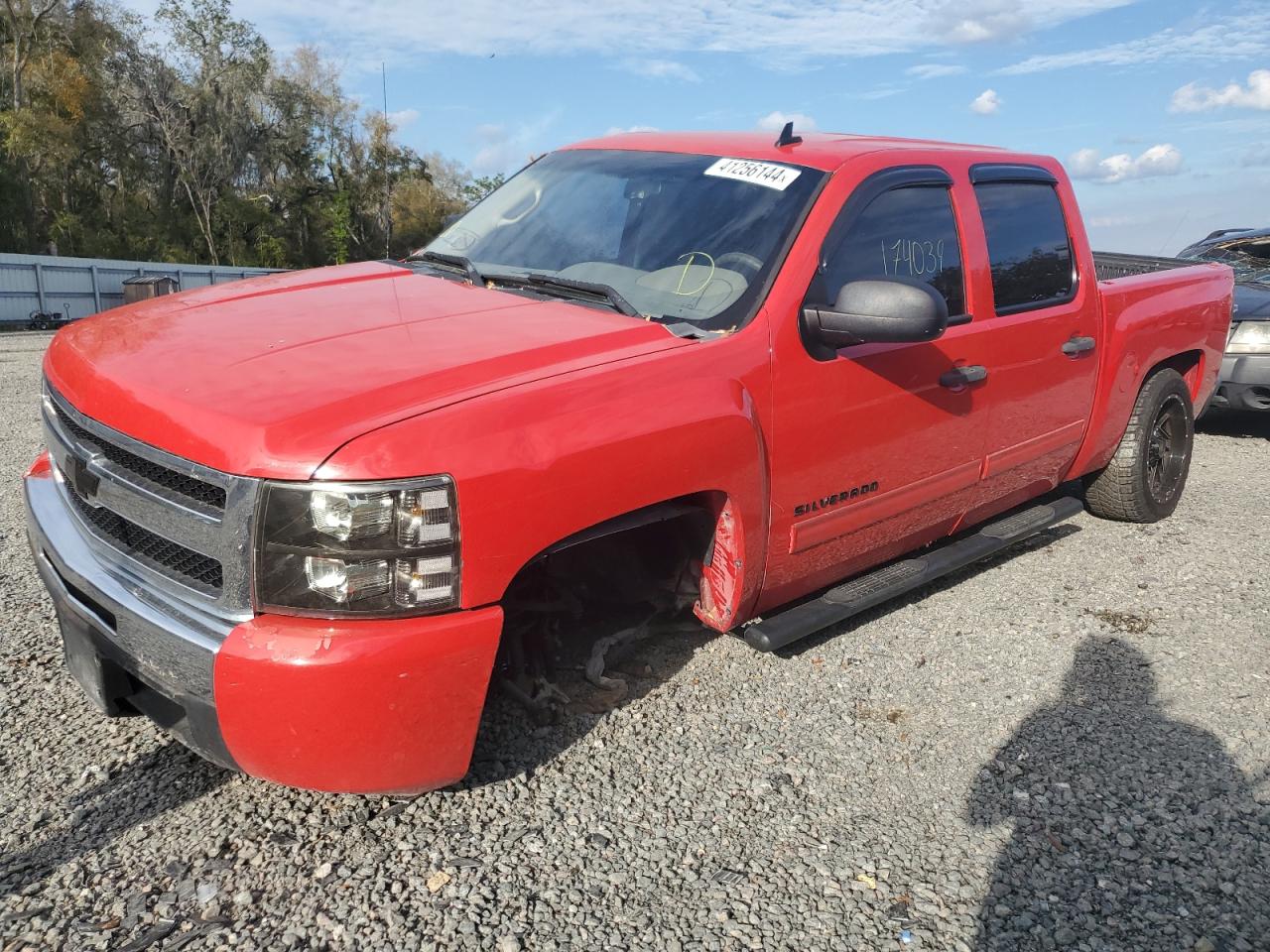 CHEVROLET SILVERADO 2011