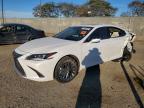LEXUS ES 2025