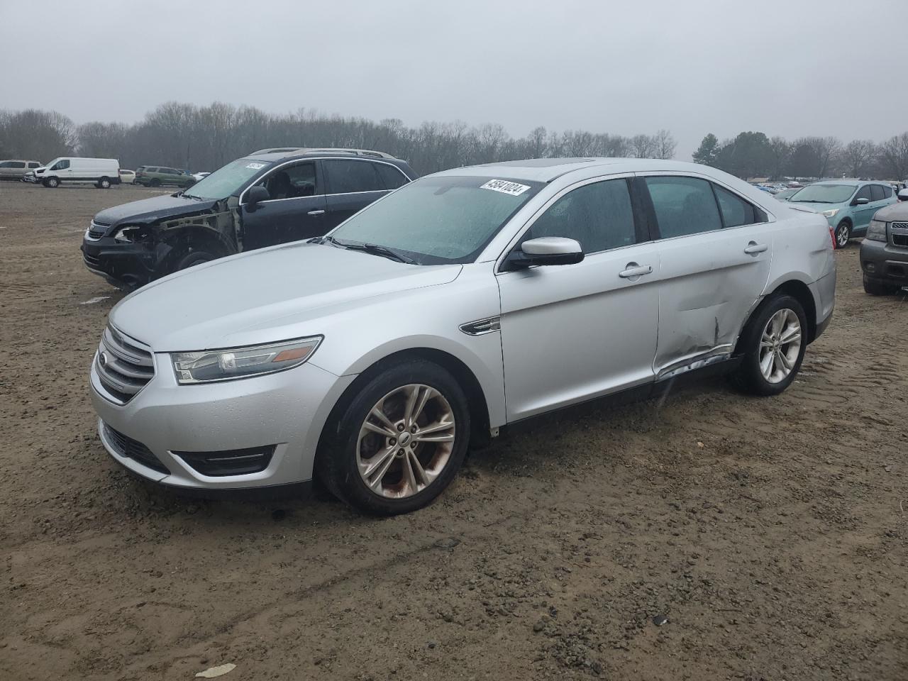 Ford Taurus 2014