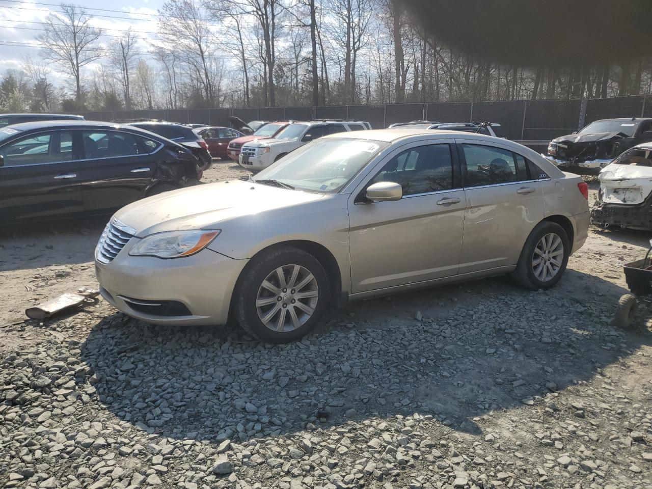 CHRYSLER 200 2013