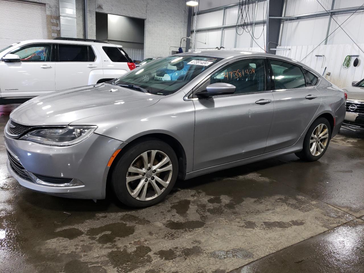CHRYSLER 200 2015