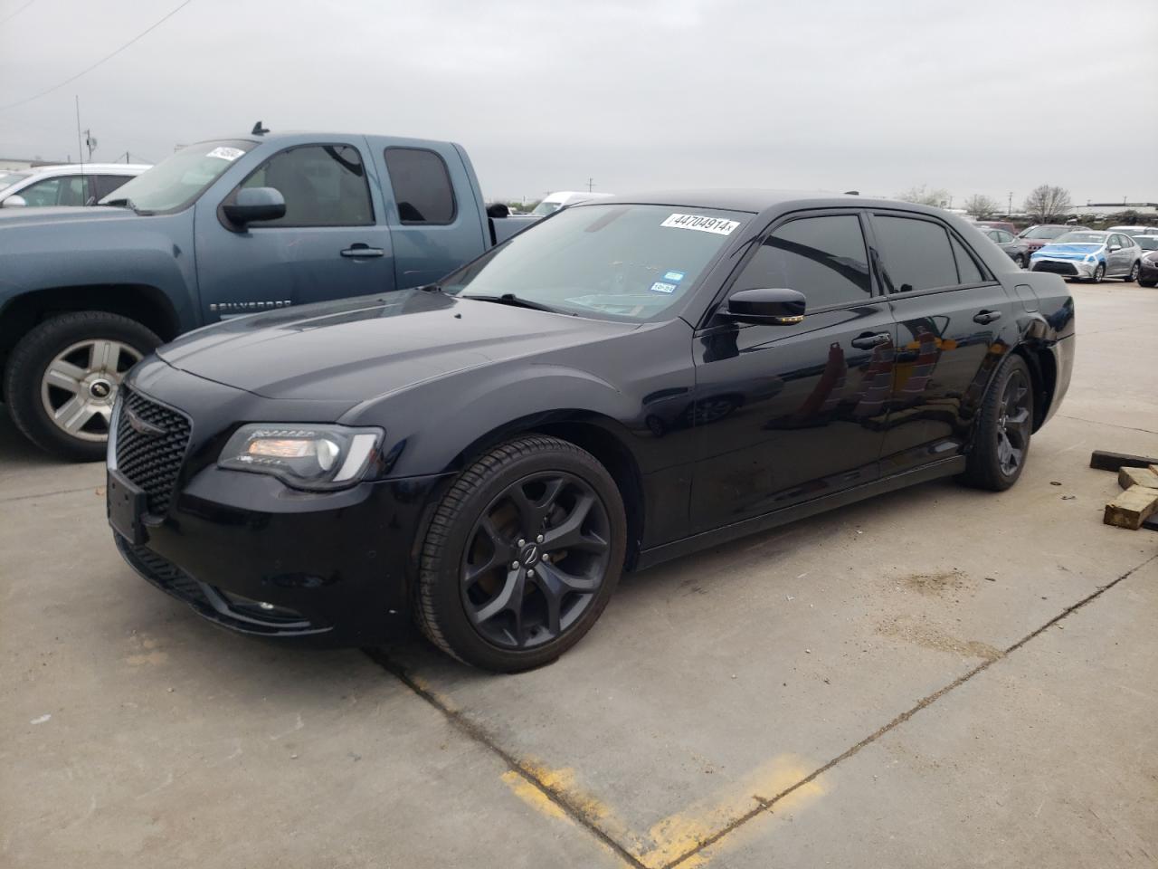 Chrysler 300 2021