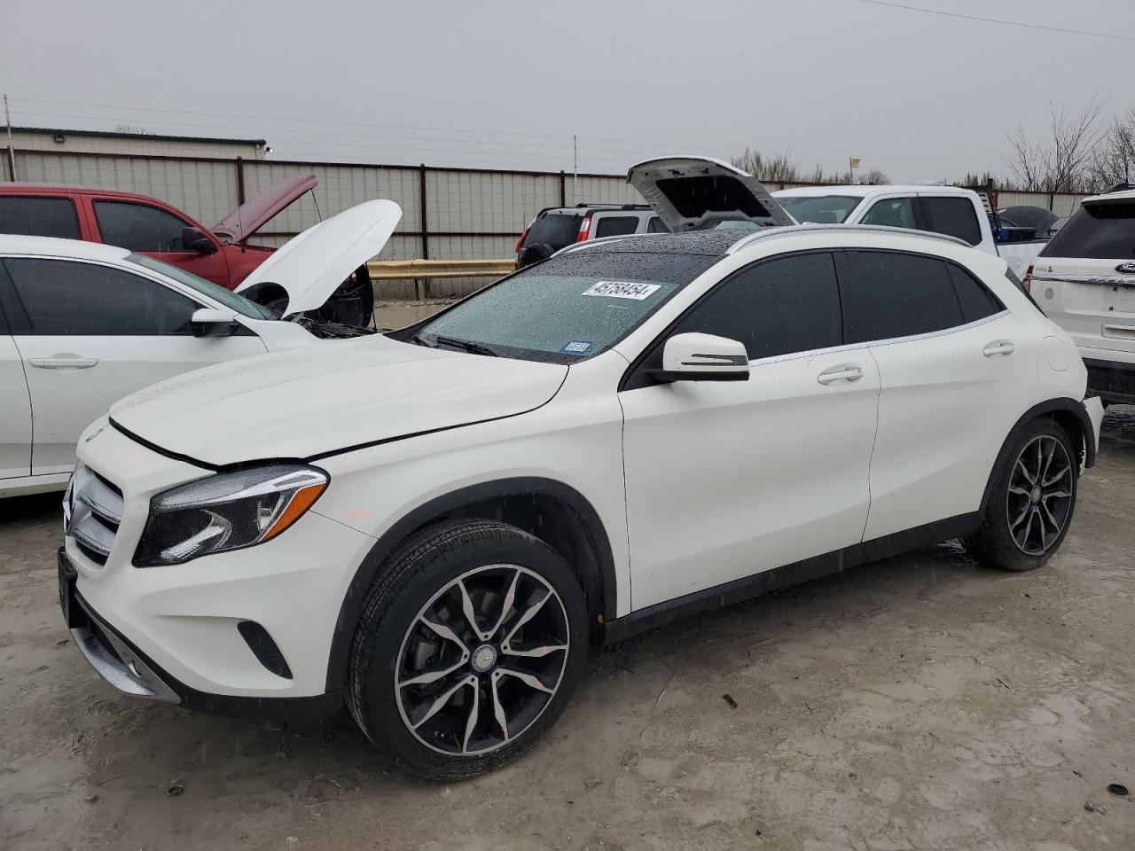 Mercedes-benz Gla-class 2017