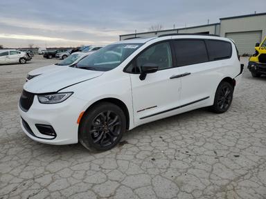 Chrysler Pacifica 2023