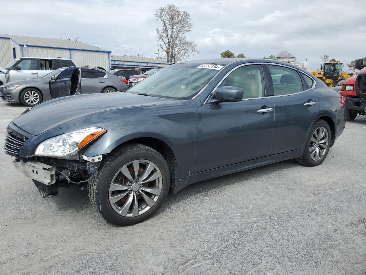 Infiniti M37 2012