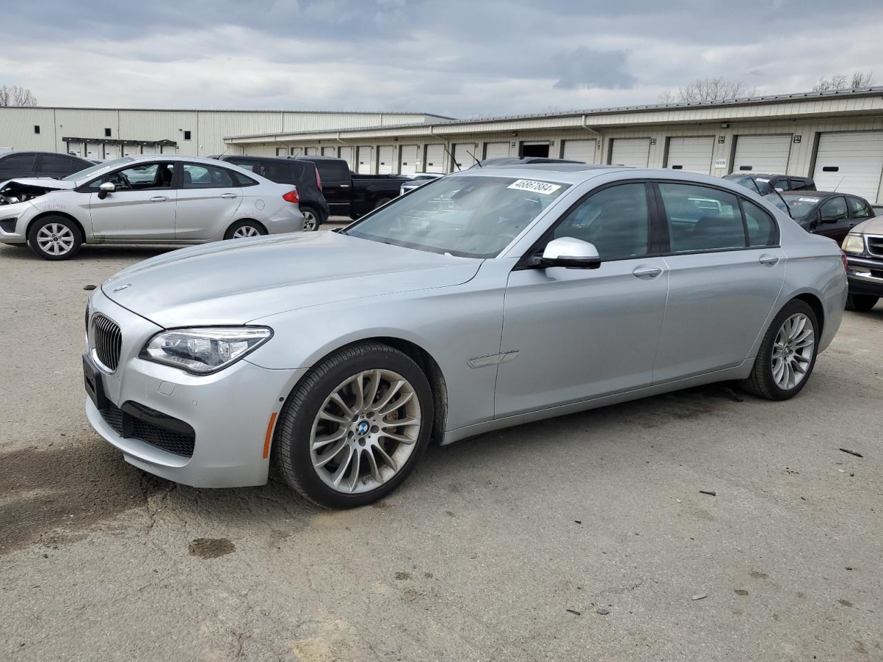 BMW 750 LXI 2014