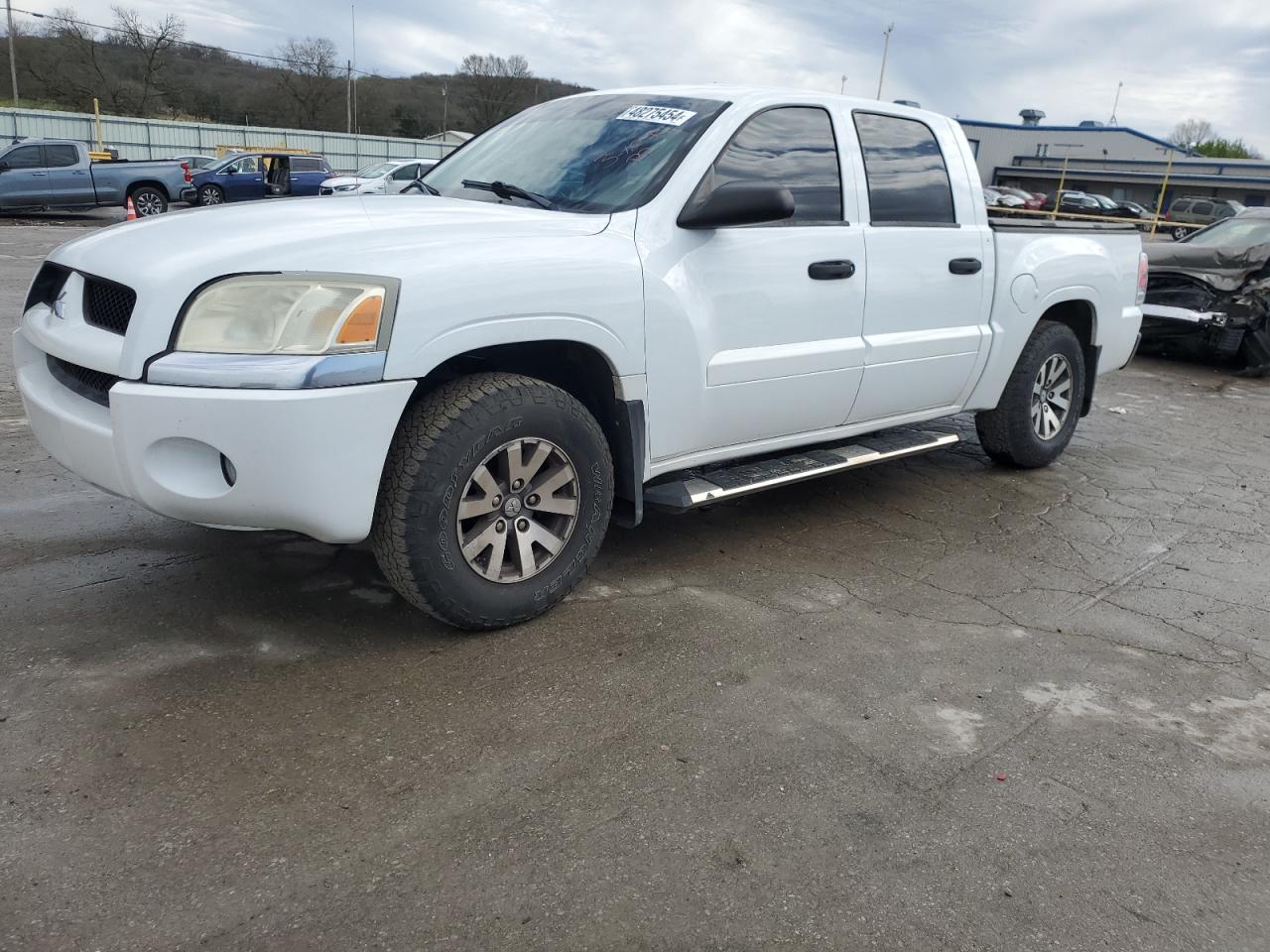 Mitsubishi Raider ls 2008
