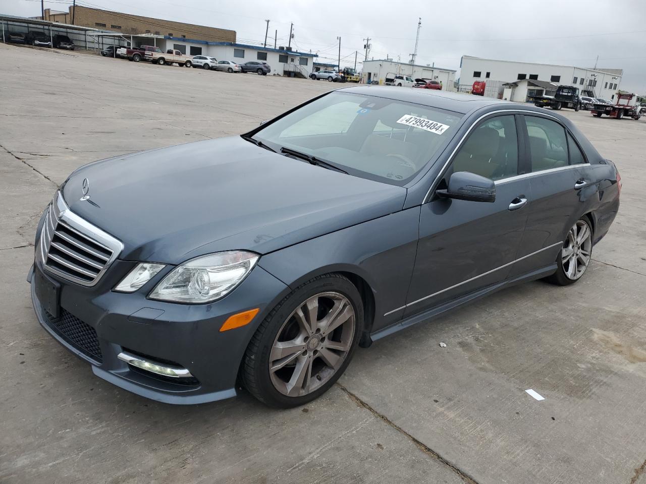 Mercedes-benz E-class 2013