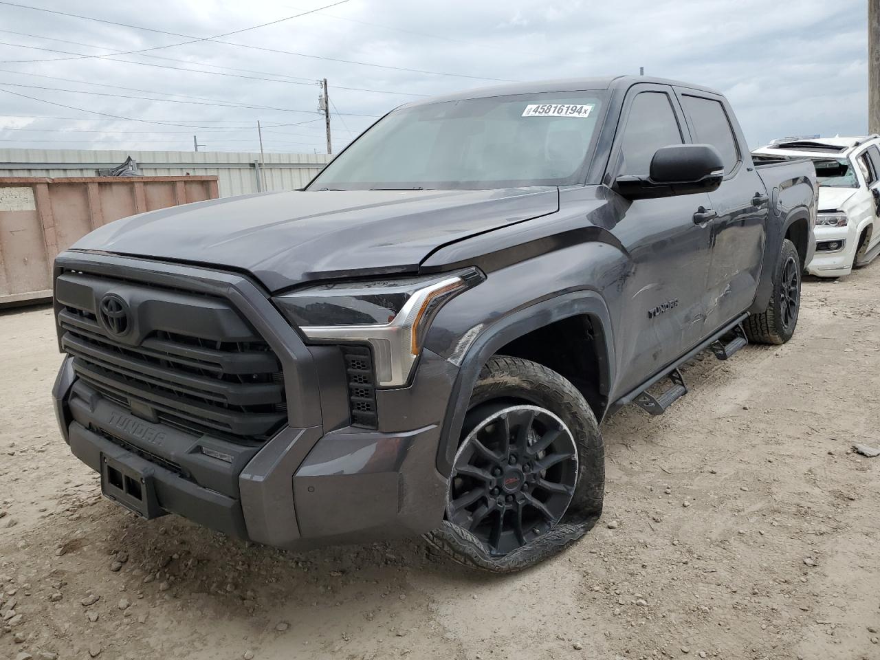 Toyota Tundra 2023