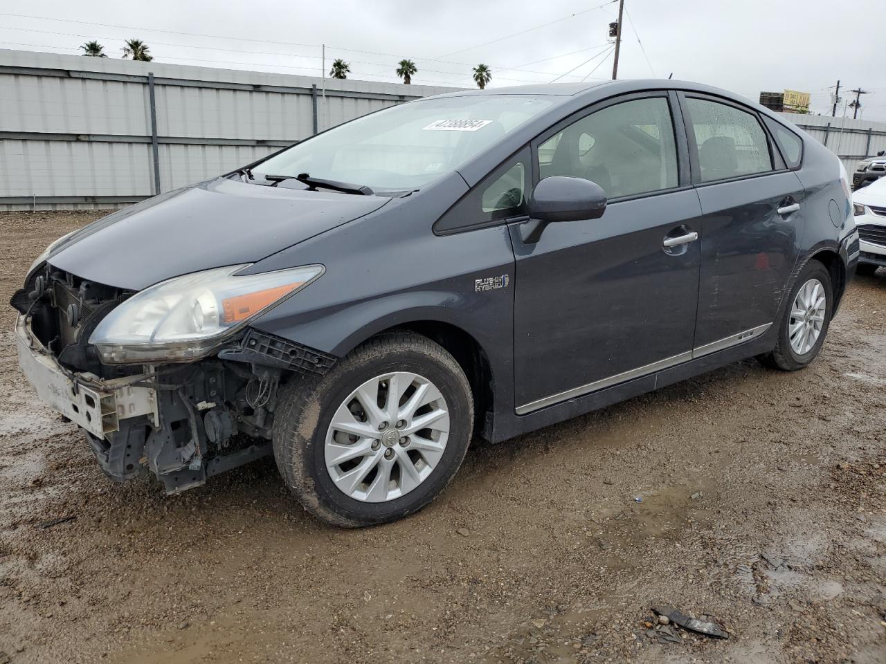 Toyota Prius plug-in 2013