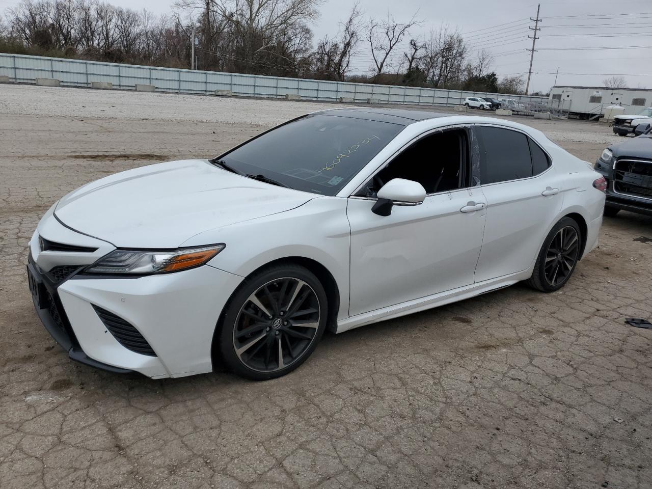 Toyota Camry 2018